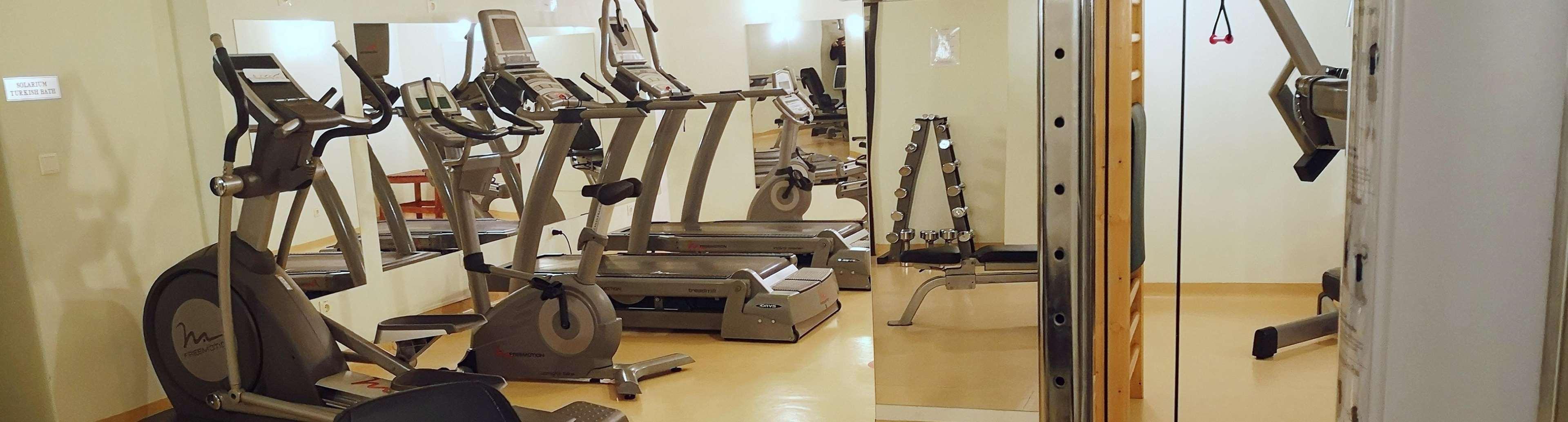 Hotel Golden Tulip Ana Tower Sibiu Luaran gambar