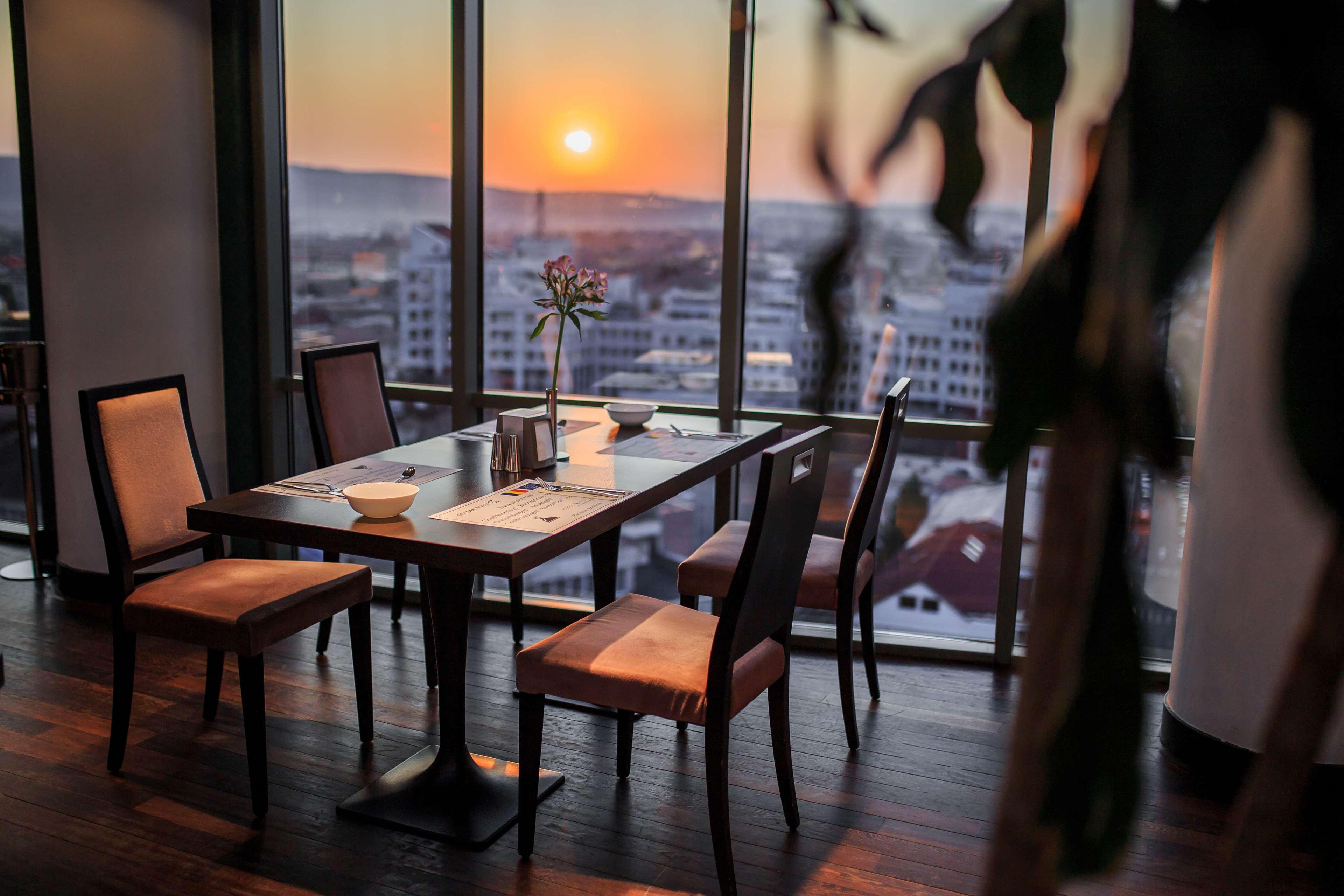 Hotel Golden Tulip Ana Tower Sibiu Luaran gambar