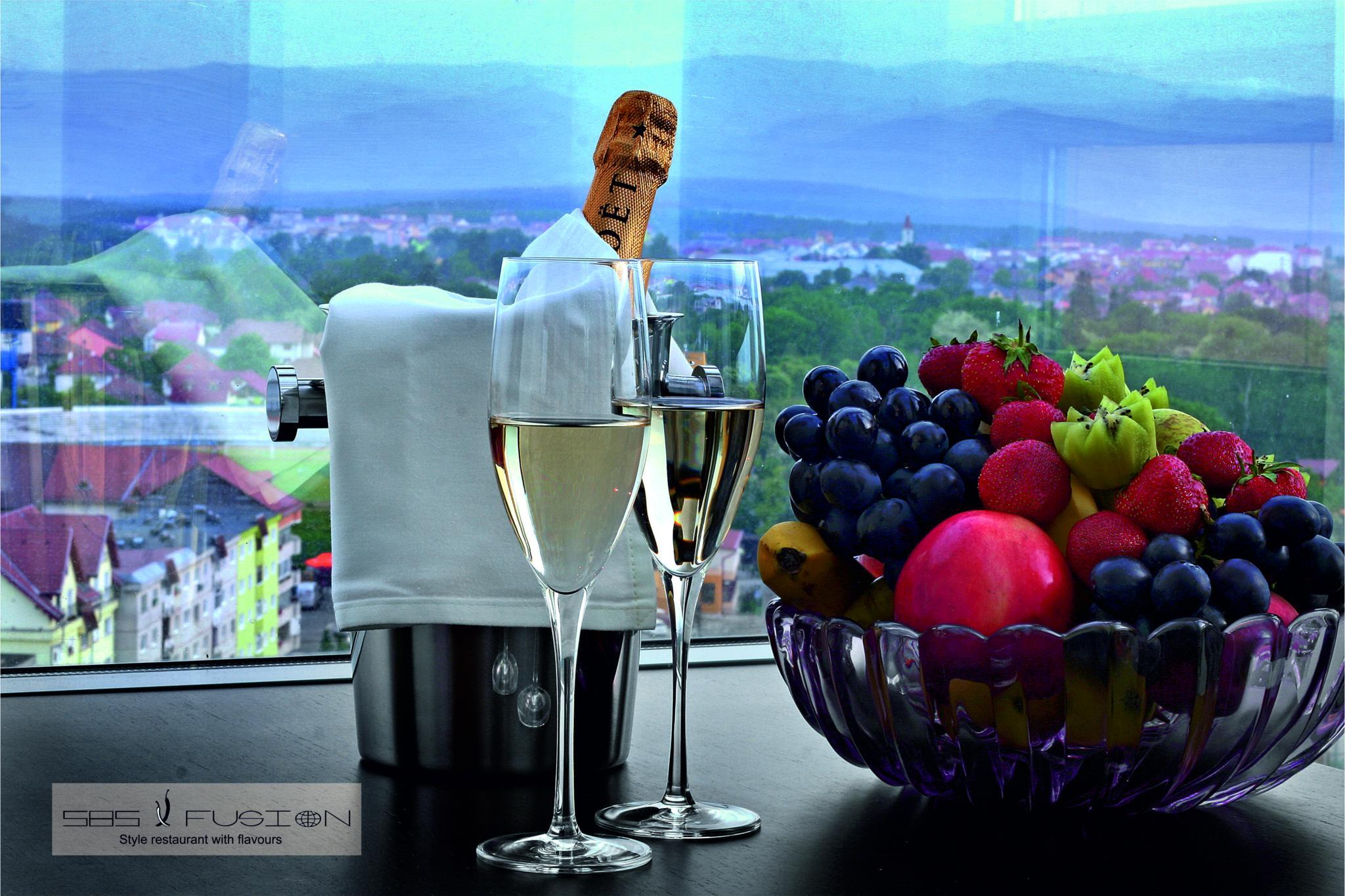 Hotel Golden Tulip Ana Tower Sibiu Luaran gambar