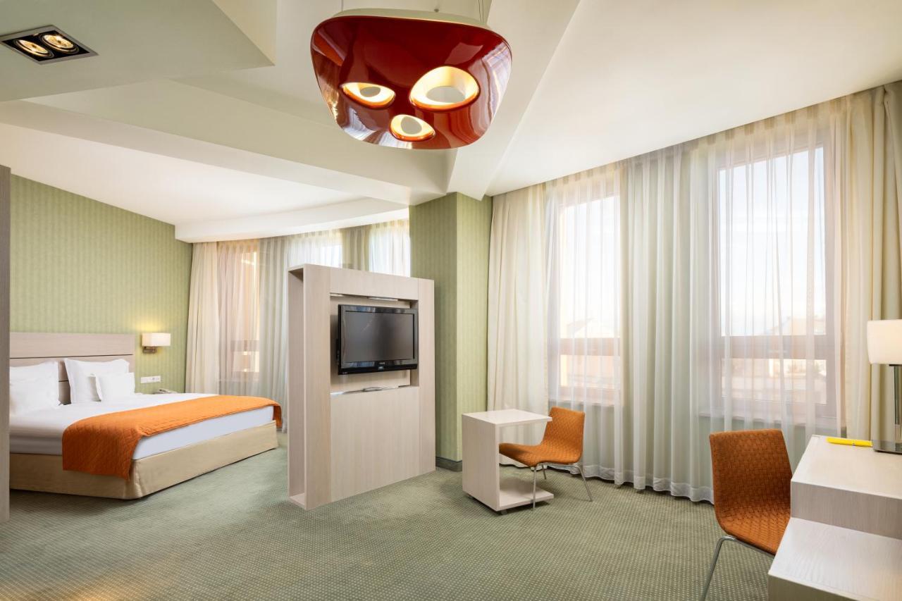 Hotel Golden Tulip Ana Tower Sibiu Luaran gambar