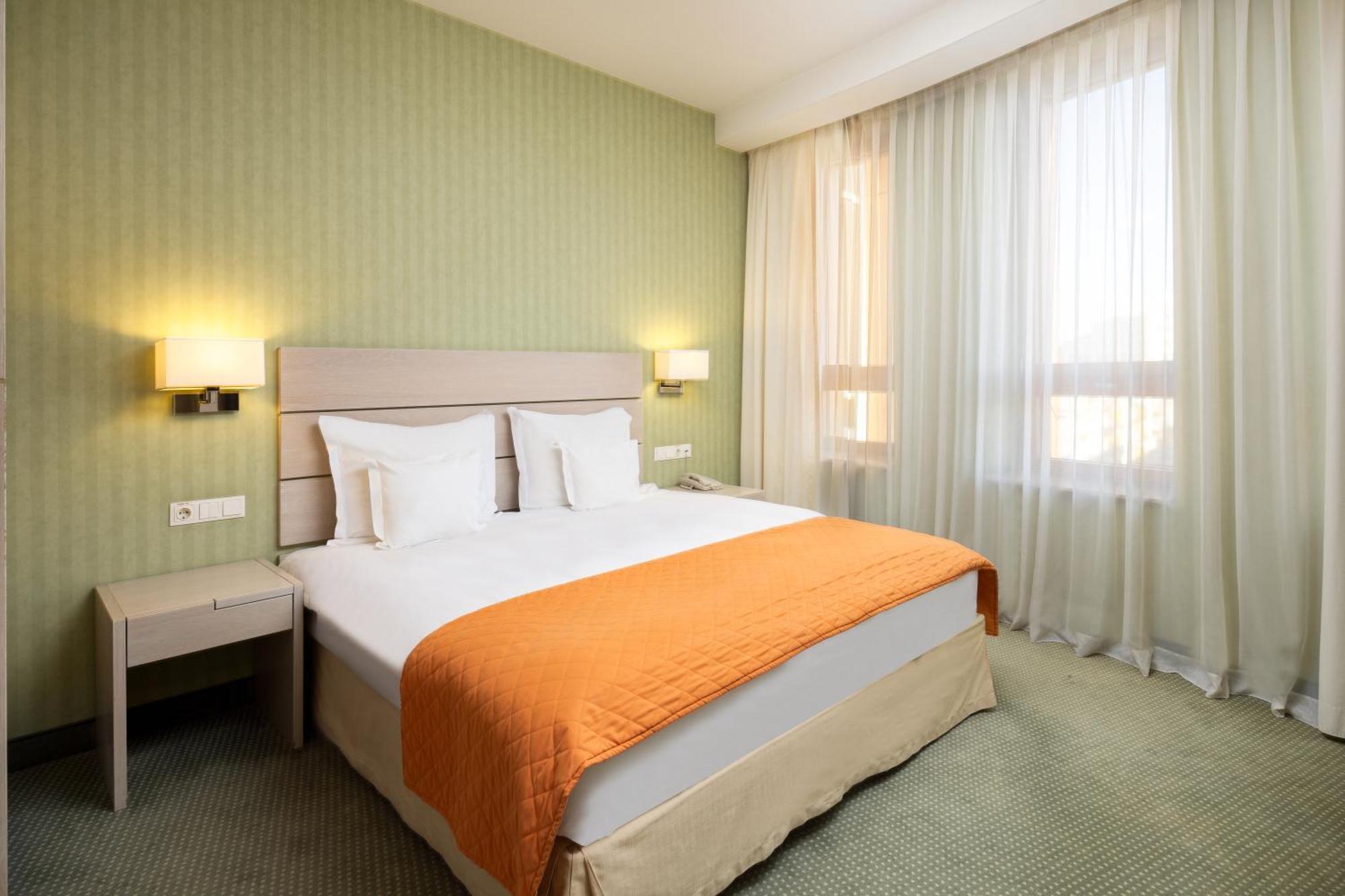 Hotel Golden Tulip Ana Tower Sibiu Luaran gambar
