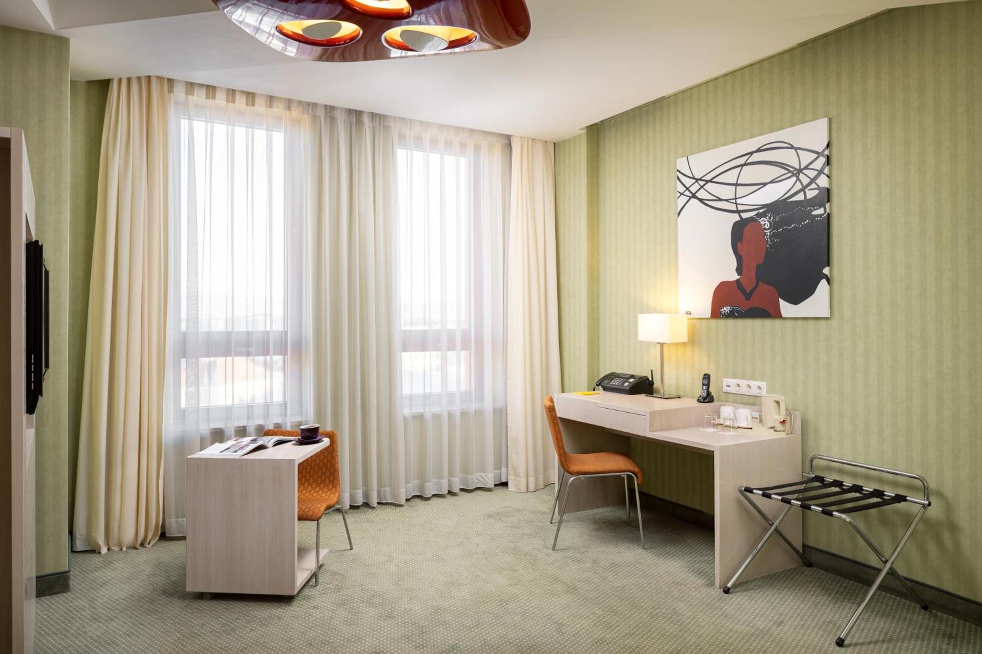 Hotel Golden Tulip Ana Tower Sibiu Luaran gambar