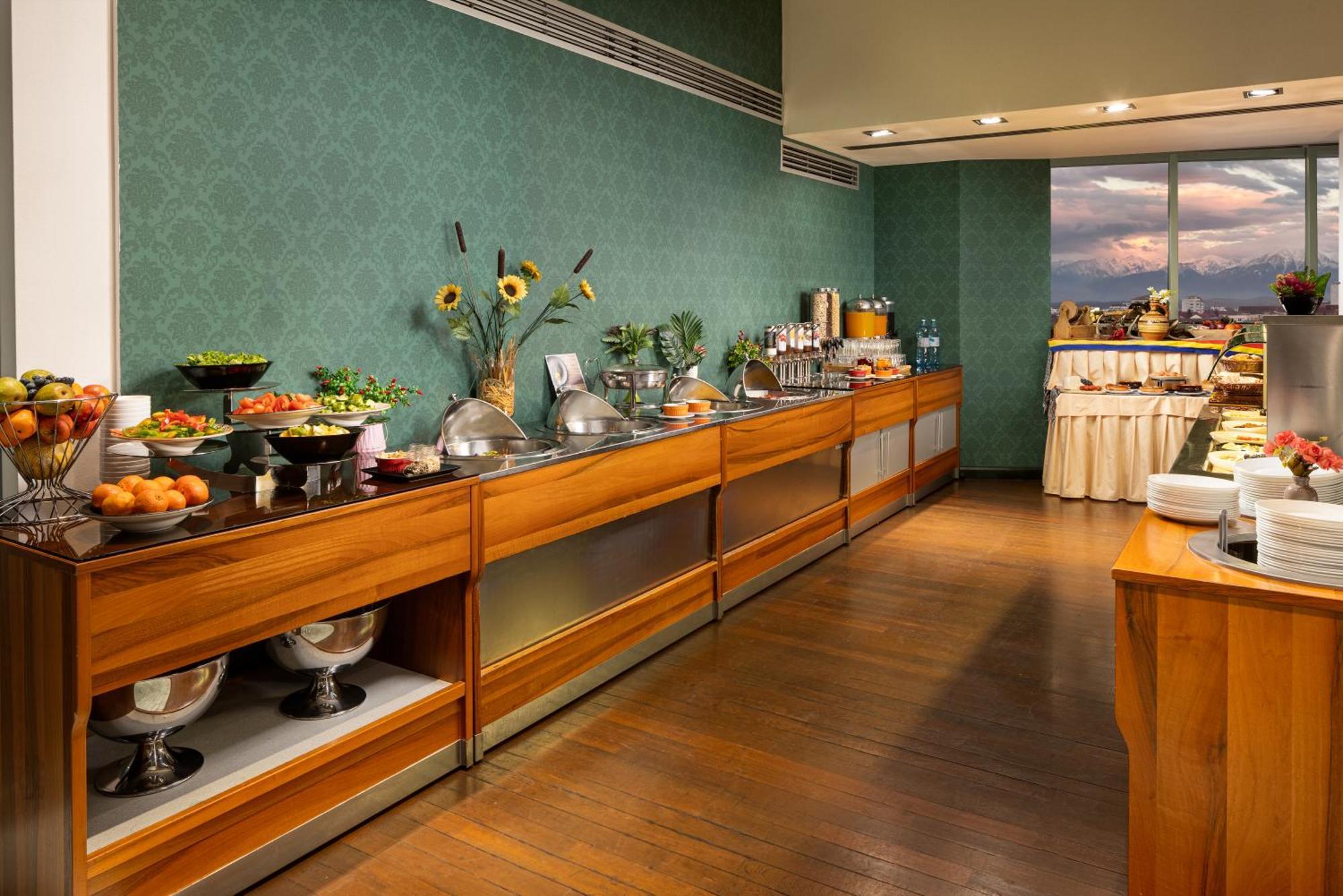 Hotel Golden Tulip Ana Tower Sibiu Luaran gambar